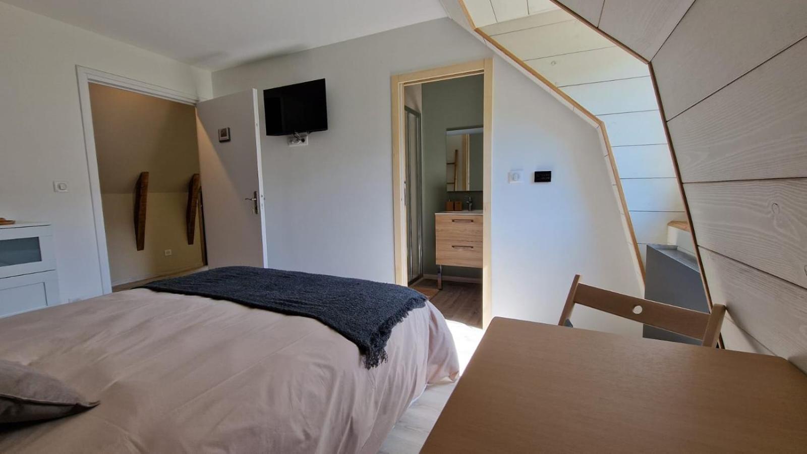 Bed and Breakfast La Lys Martagon Le Falgoux Экстерьер фото
