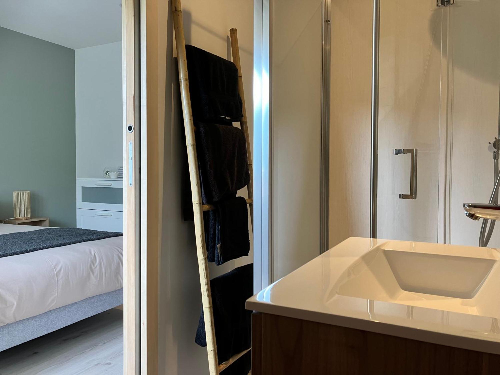 Bed and Breakfast La Lys Martagon Le Falgoux Экстерьер фото