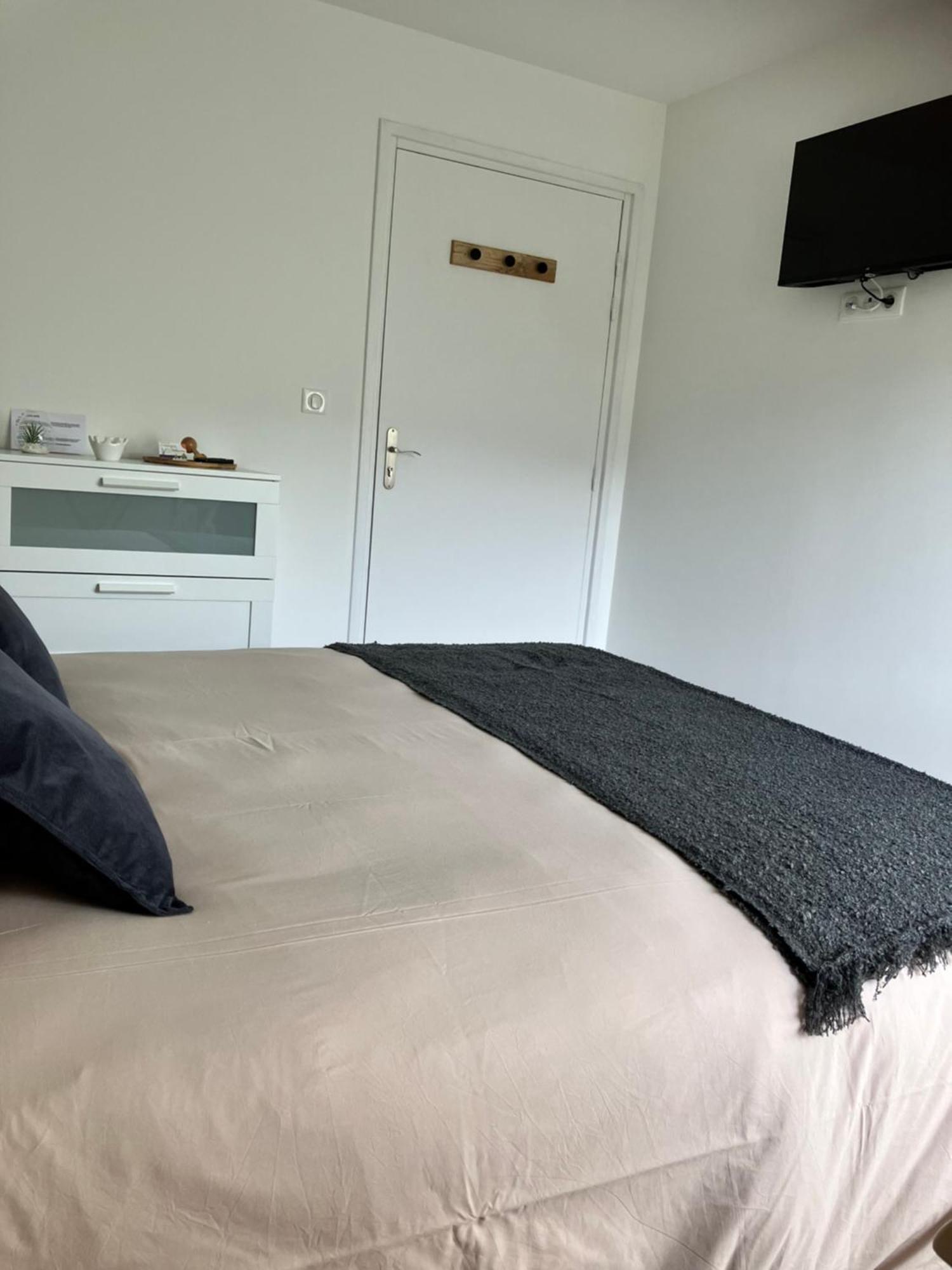 Bed and Breakfast La Lys Martagon Le Falgoux Экстерьер фото